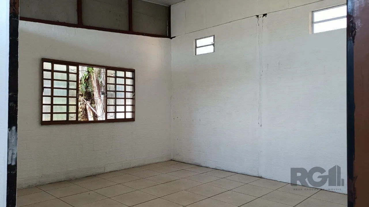 Imagem casa mista com 2 vagas na cavalhada Porto Alegre /RS