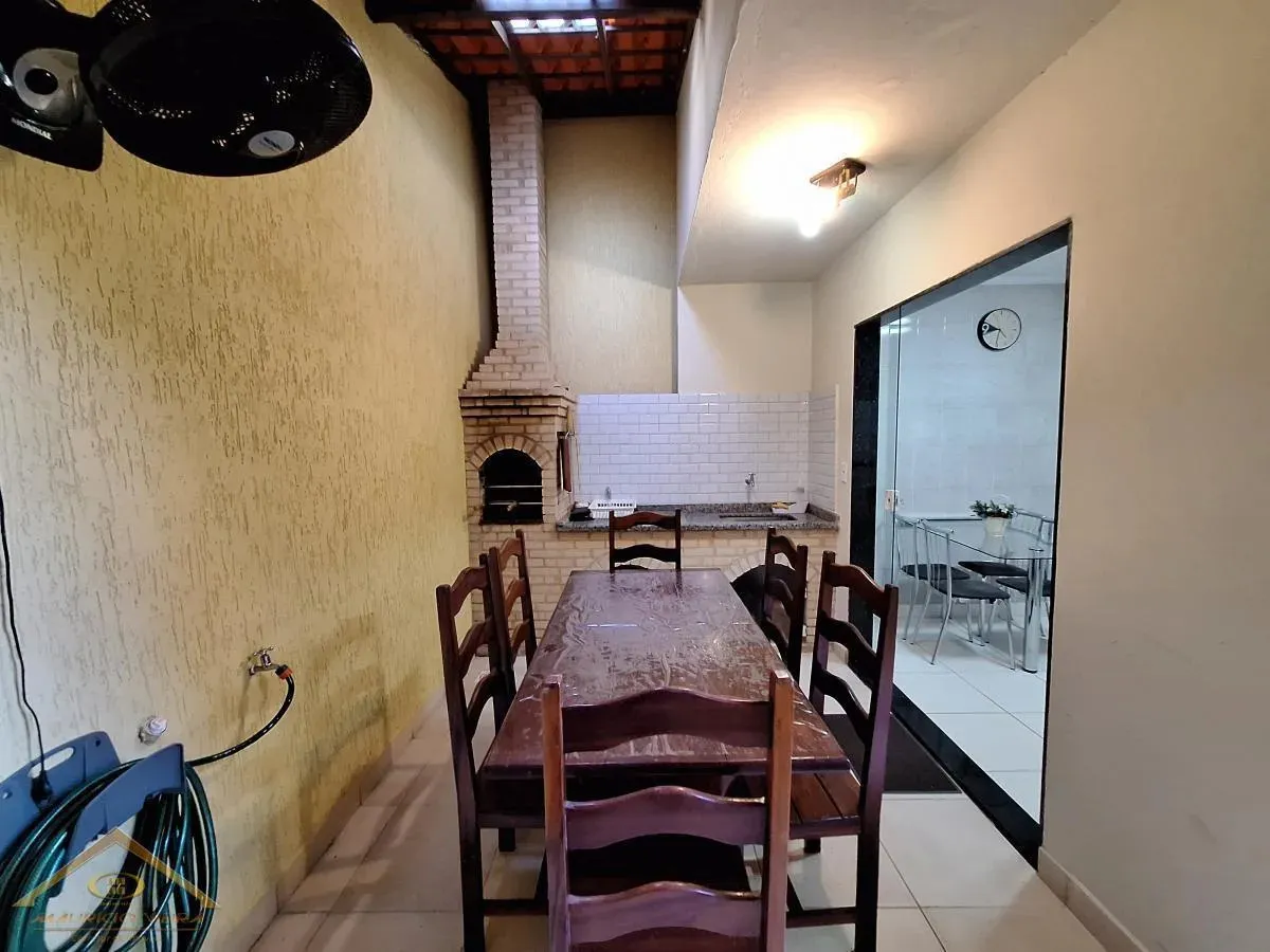 Imagem Casa em Condomínio para Venda em Cabo Frio / RJ no bairro Portinho