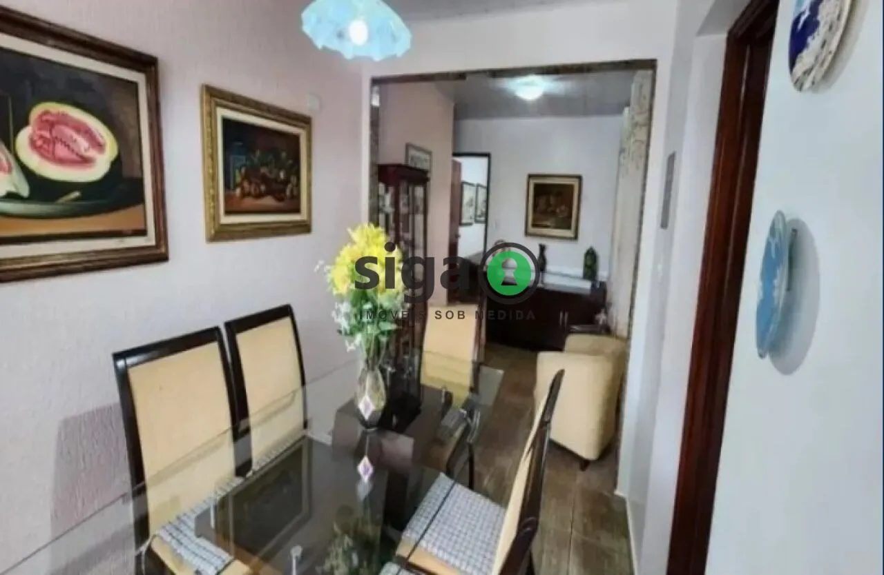 Imagem Casa com Quintal Amplo e Espaço Comercial para Morar e Empreender.