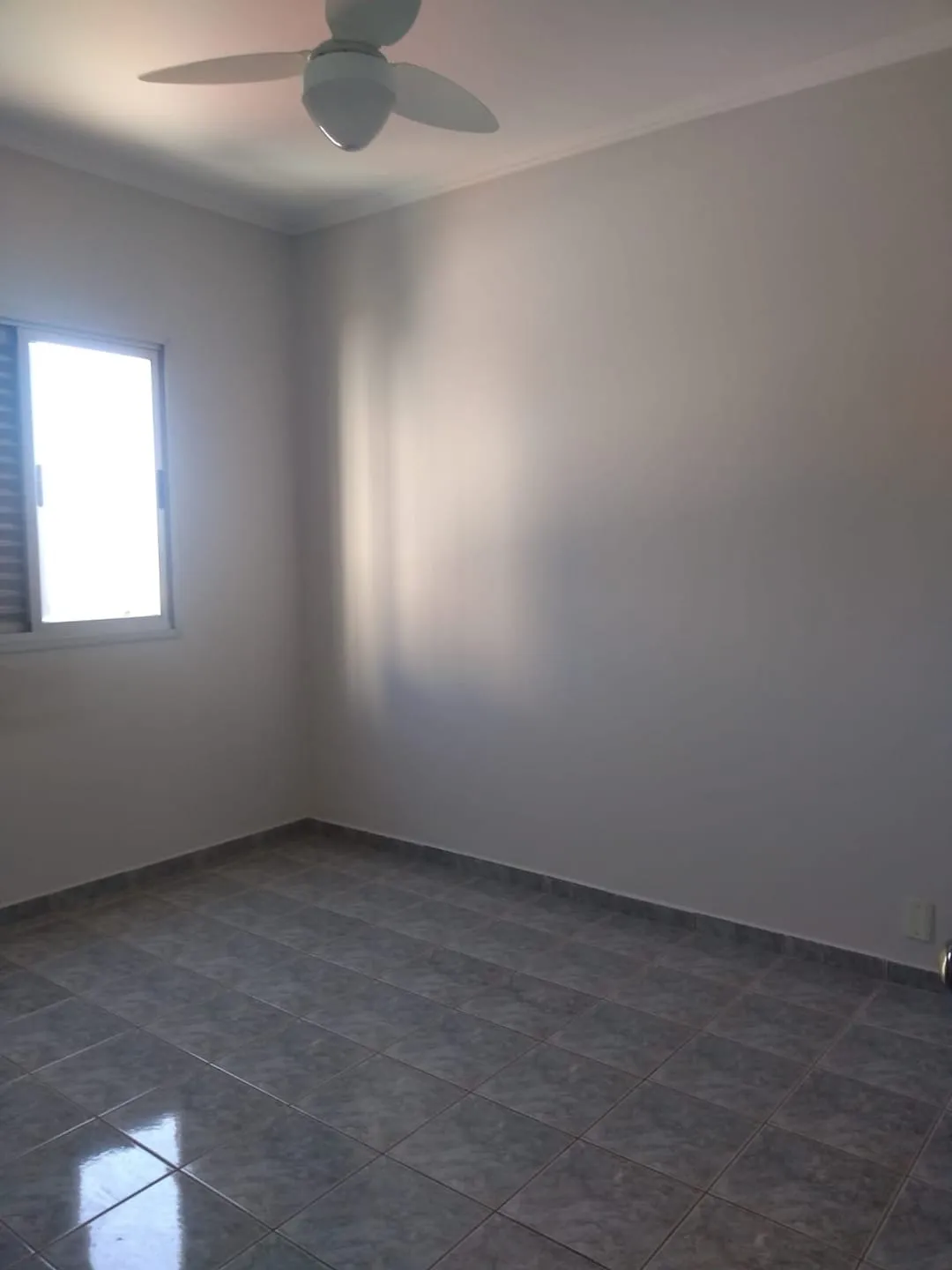 Imagem Apartamento à venda 2 Quartos, 1 Suite, 2 Vagas, Vila Santa Fé, Taubaté - SP | Condomínio Schenneider