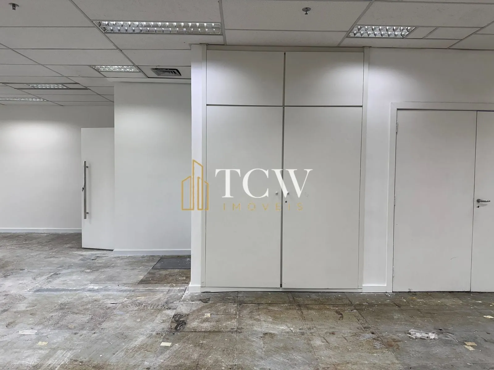 Imagem Conjunto Comercial para Locação no Itaim Bibi | 238 m² | Vão Livre | 7 Vagas | São Paulo/SP