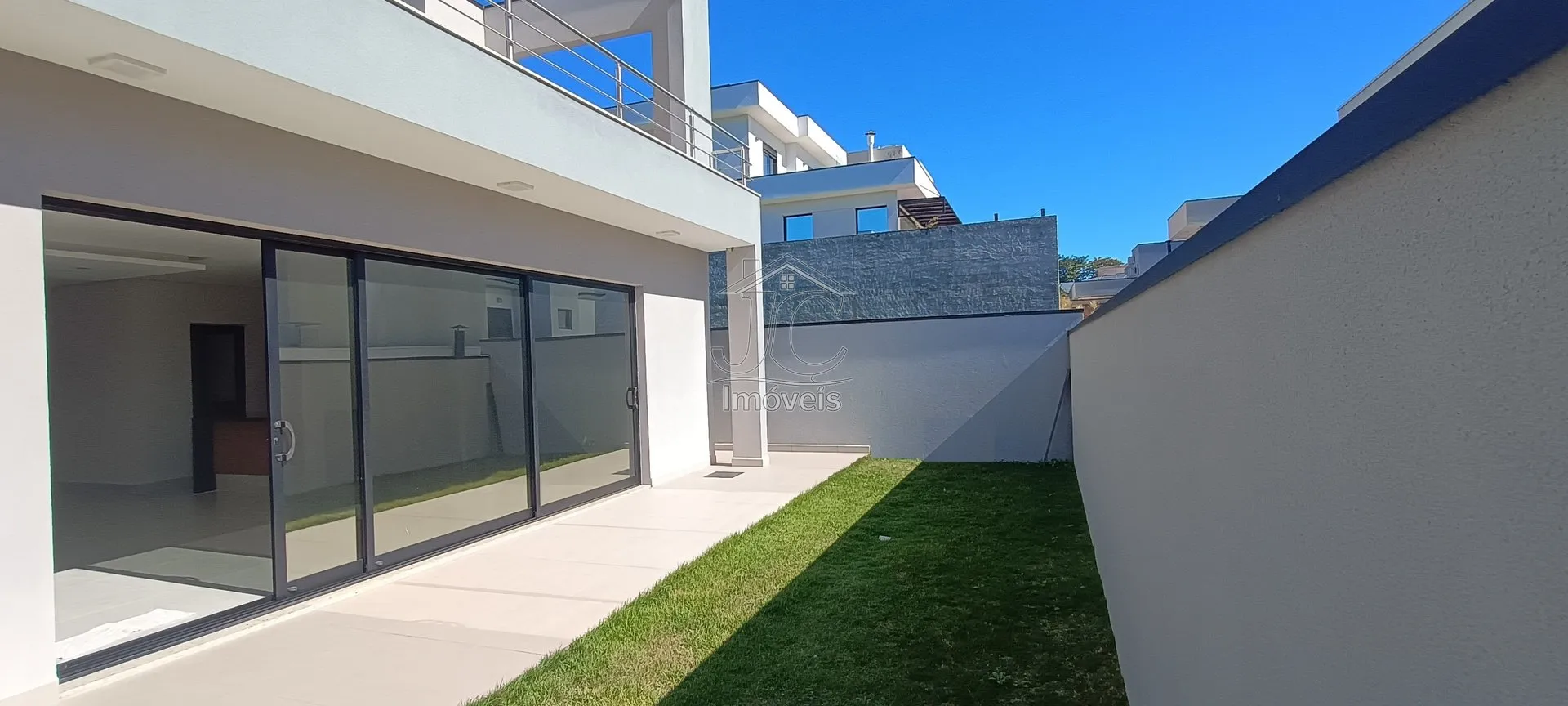 Imagem Casa com 3 suítes à venda no Condomínio Vita Verdi em Valinhos