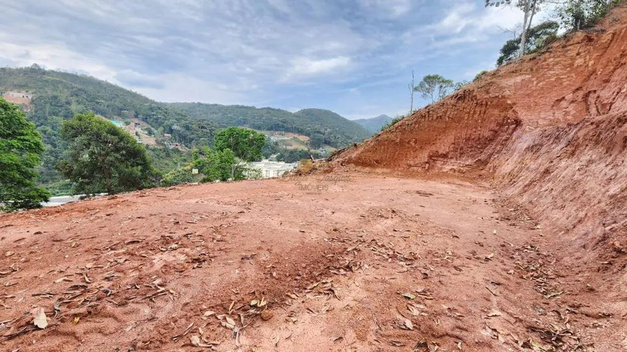 Imagem Terreno para Venda em Teresópolis / RJ no bairro Prata
