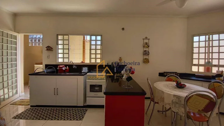 Imagem Casa com 4 dormitórios à venda - Margem Esquerda - Cachoeira Paulista/SP