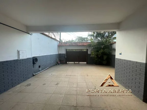 Imagem Casa para Venda com 5 Quartos (2 suites) - Belvedere - COD 1333