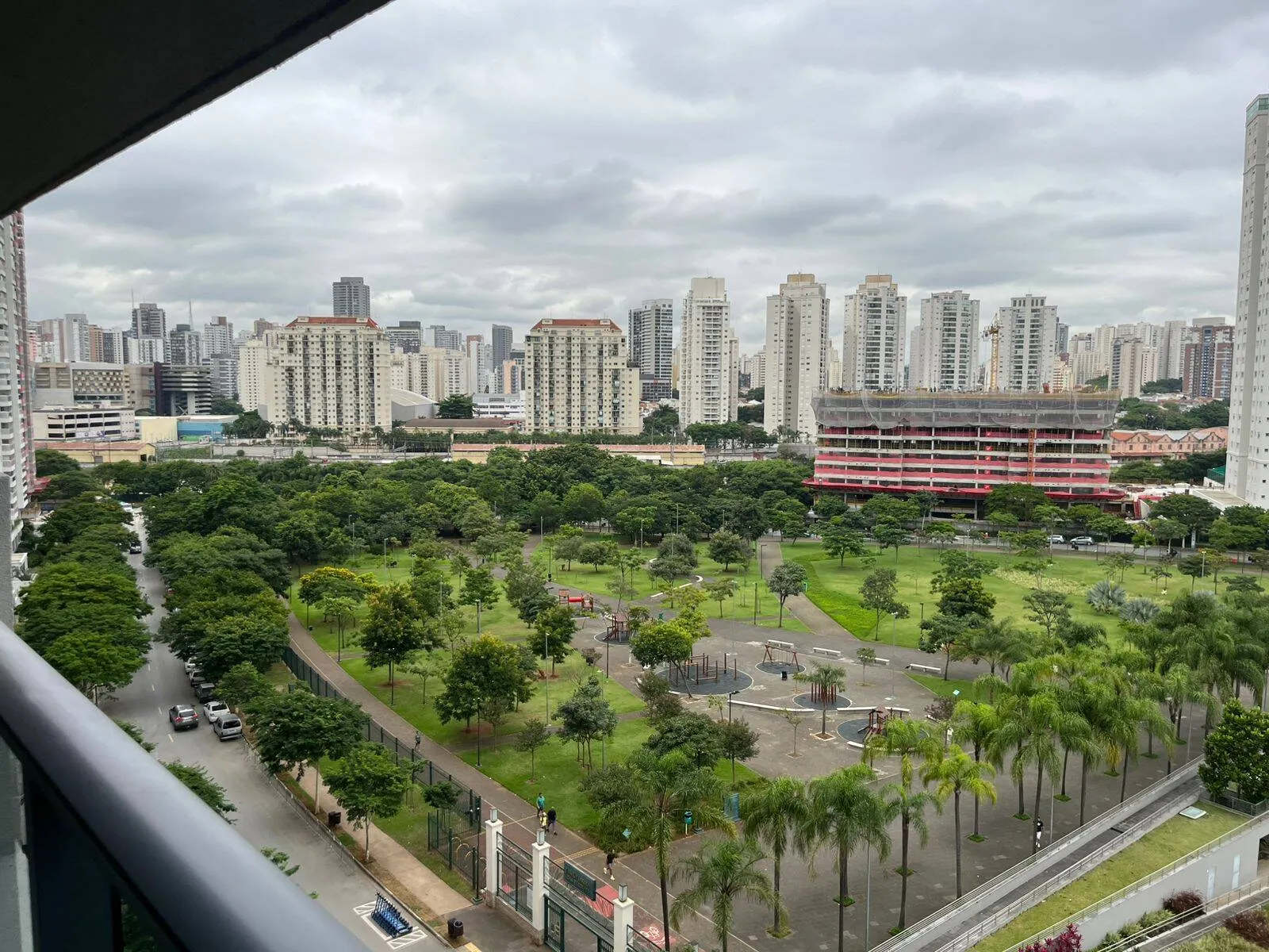 Imagem Apartamento Água Branca - 188M², 4 Dorms, 2 Suítes, 2 Vagas, Próximo Metrô.