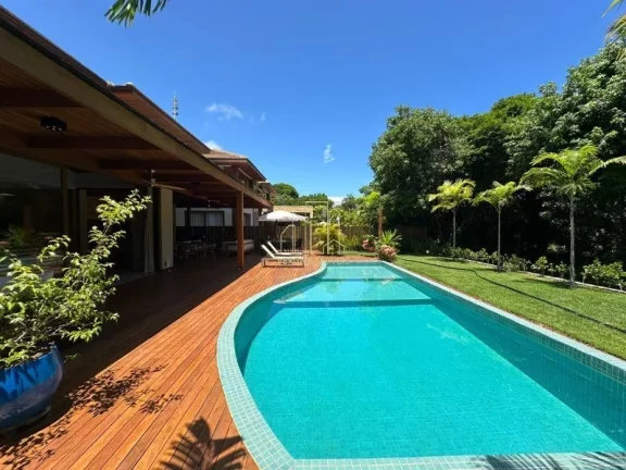 Imagem Com ambientes amplos e moderno essa casa decorada com quatro suítes e área gourmet a venda na Praia do Forte