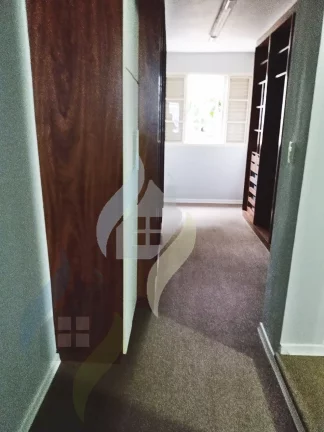 Imagem Sobrado, 4 dormitórios sendo 1 suíte, 4 banheiros, com 223m² em Vila Euclides/SBC