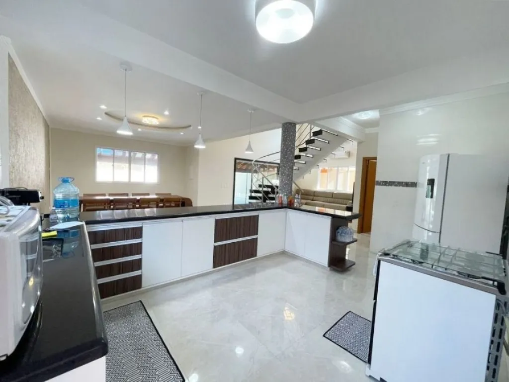 Imagem CASA COM 265,00 m² - FLÓRIDA - PRAIA GRANDE SP