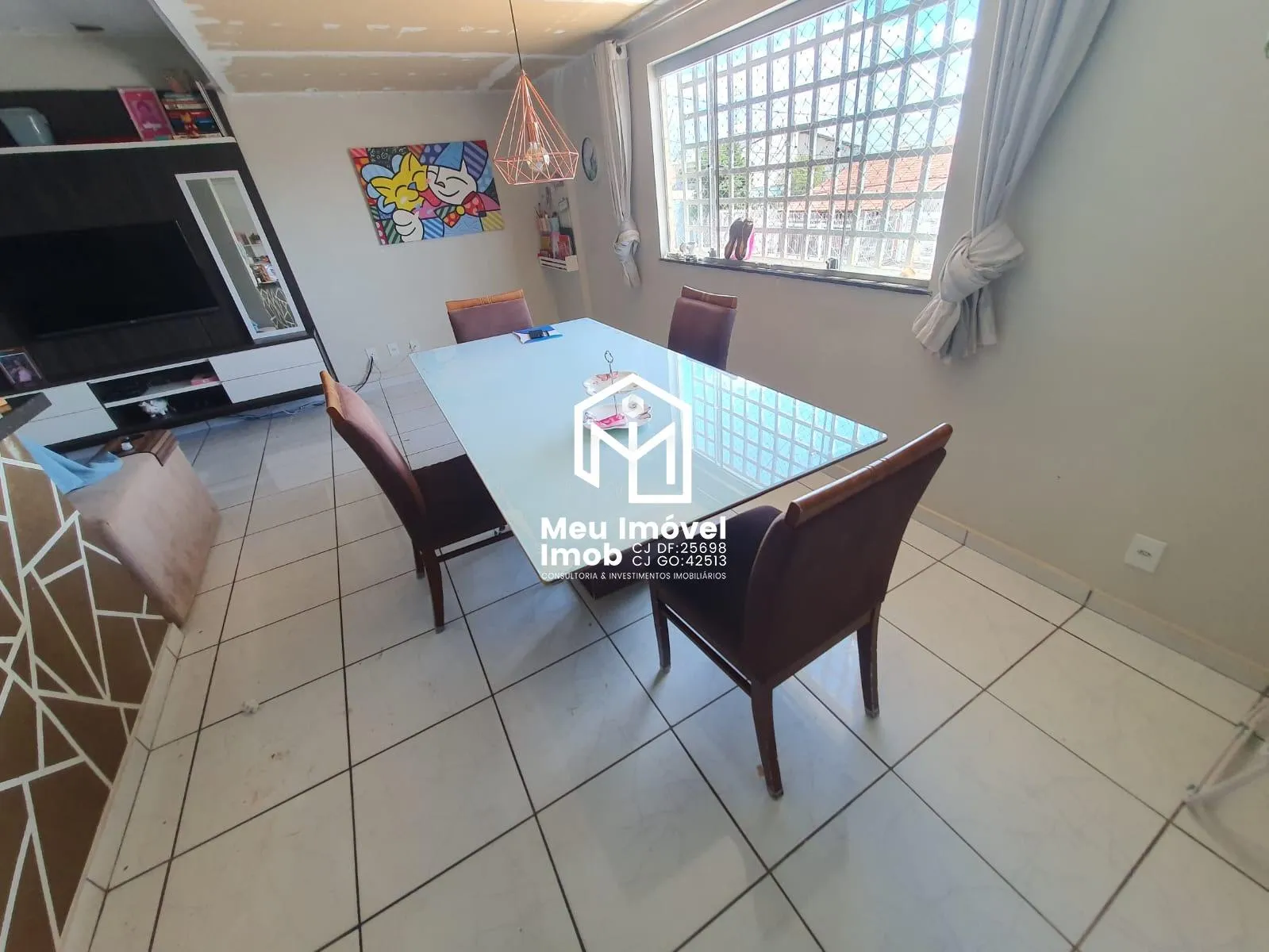 Imagem Casa em Taguatinga Sul 7 Quartos 1 Suíte 5 Vagas 350m²