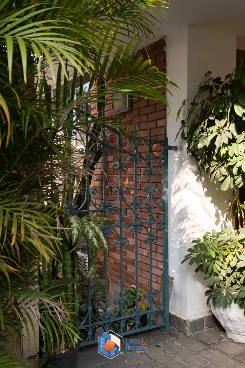 Imagem Casa para venda e locação em Bela Aliança com 3 quartos, sendo 3 suítes, 425m²