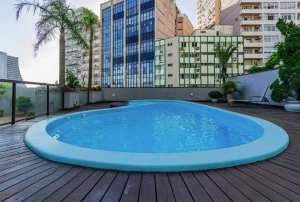 Imagem Apartamento de frente com vista panorâmica, sacada,3 dormitórios,1suíte para venda no bairro Centro Histórico em Porto Alegre/RS.