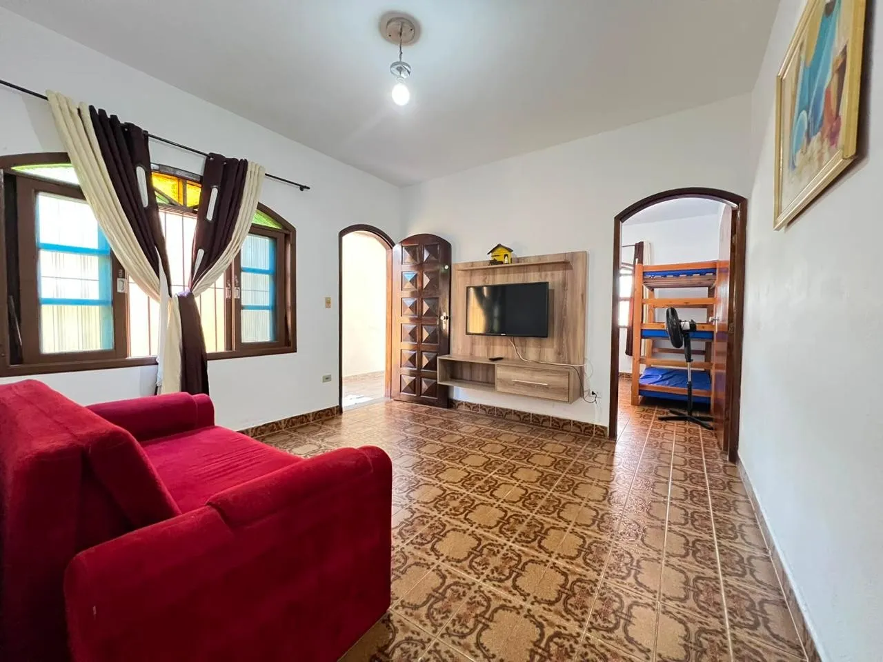 Foto do imóvel Casa para Venda em Praia Grande, Maracanã, 2 dormitórios, 1 suíte, 1 banheiro, 2 vagas em Rua José Demar Peres