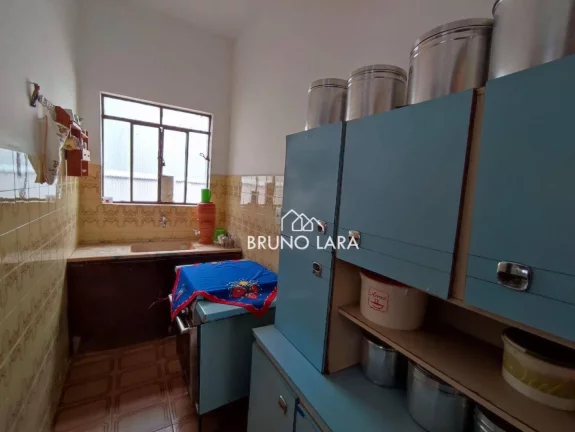 Imagem Casa com 3 dormitórios para alugar, 120 m² por R$ 4.000,00/mês - Centro - Igarapé/MG