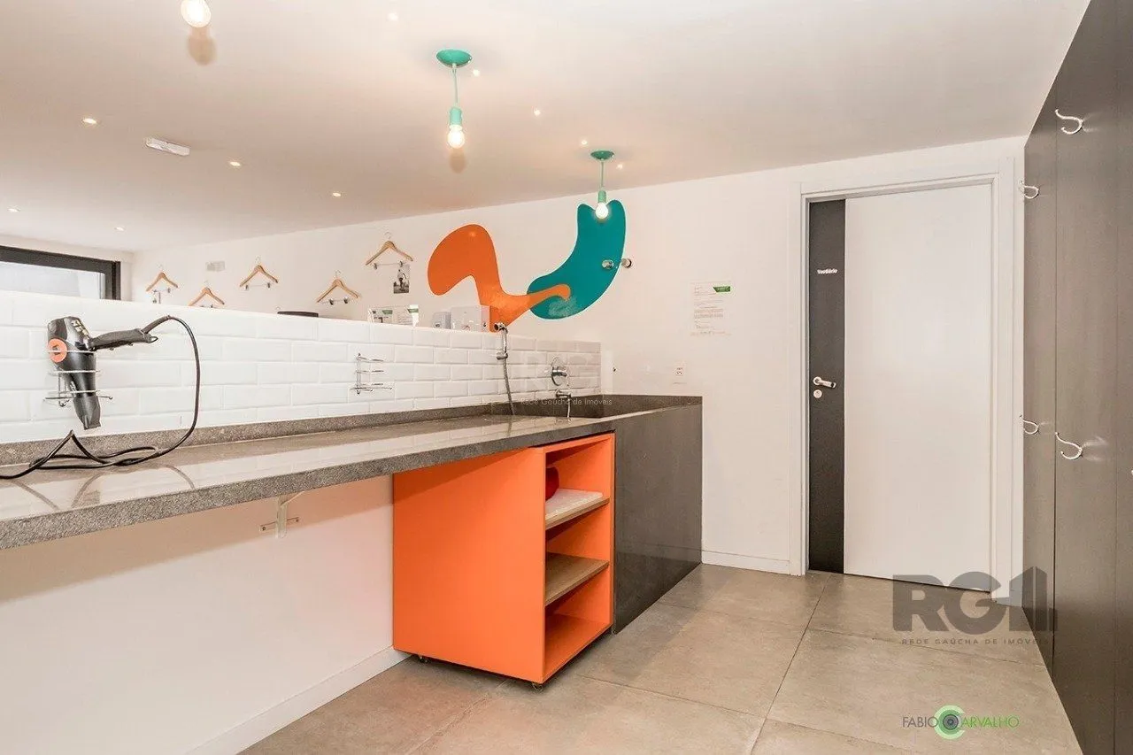 Imagem APARTAMENTO 1 DORMITÓRIO, SUÍTE, 2 VAGAS DE GARAGEM, BAIRRO FLORESTA, PORTO ALEGRE/RS