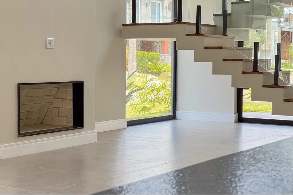 Imagem Casa de condomínio à venda em Xangri-Lá, Centro, com 1 quarto, 244m2