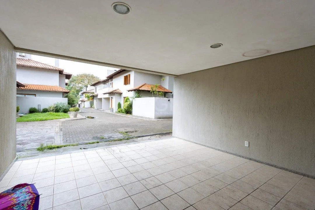 Imagem Casa Condominio para Venda - 334.56m², 4 dormitórios, sendo 1 suites, 2 vagas - Jardim Isabel