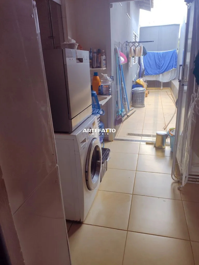 Imagem Casa à venda em Franca, Parque Santa Hilda, com 3 quartos, 170m2