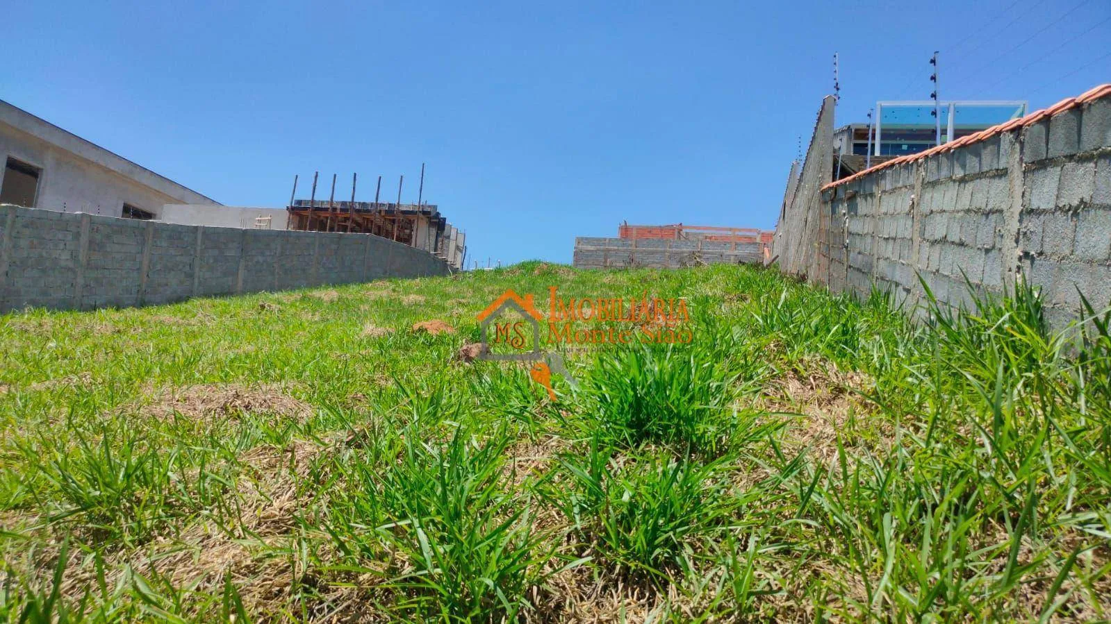 Imagem Terreno à venda, 1118 m² por R$ 400.000,00 - Pinheirinho - Atibaia/SP