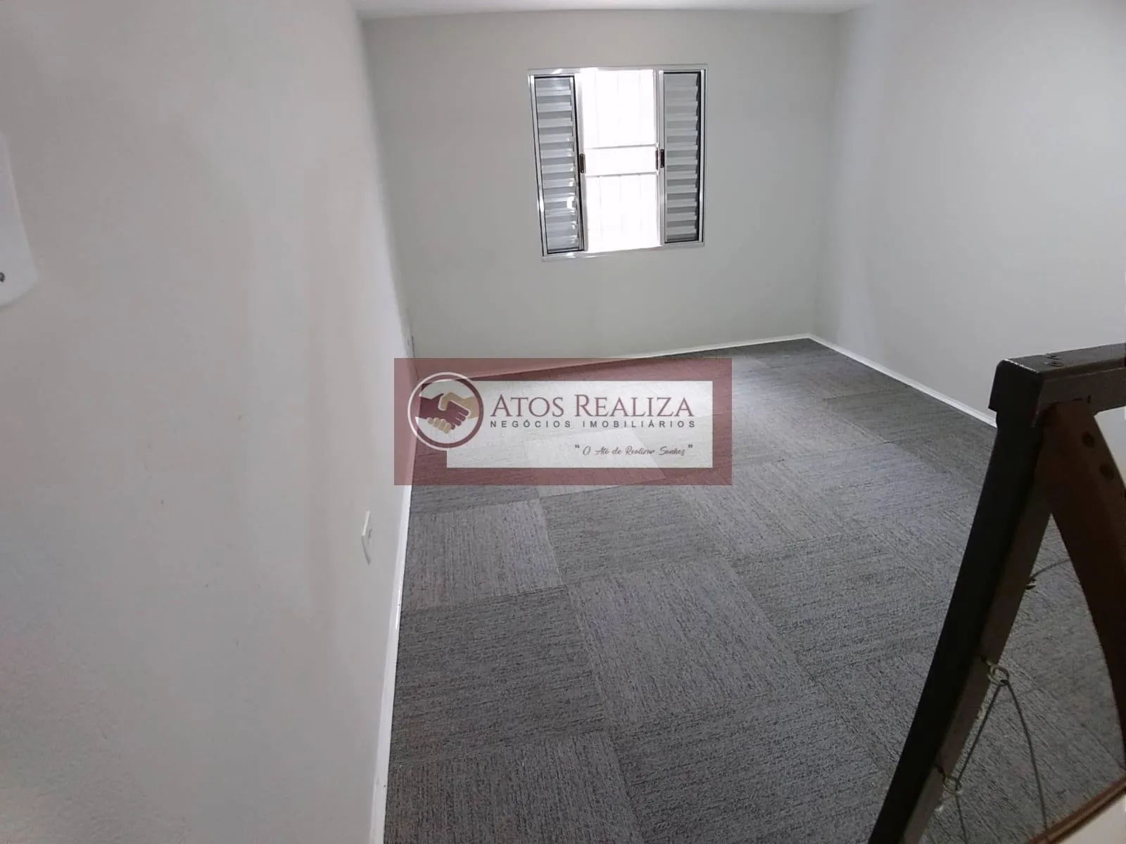 Imagem Alugo Kit estilo Apartamento Valor da locação $1.200.00 CONDOMÍNIO $20 SABESP TARIFA MÍNIMA $76,80 ENERGIA DIRETO COM A ENEL INTERNET 750MB $30(OPCIONAL) Contém 1 Quarto, Sala com cozinha área de serviço integrada Banheiro com box