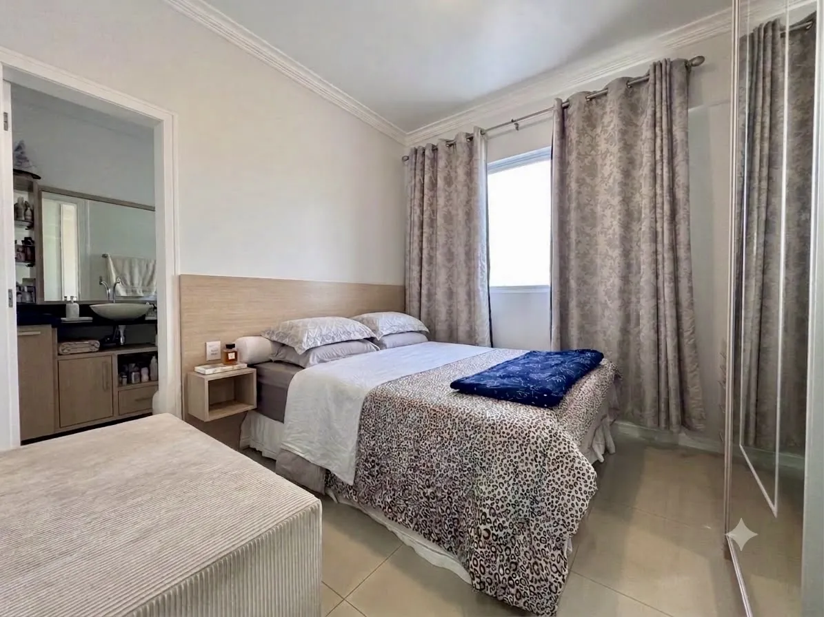 Imagem Apartamento à venda com 126m2 por R$ 2.200.000,00