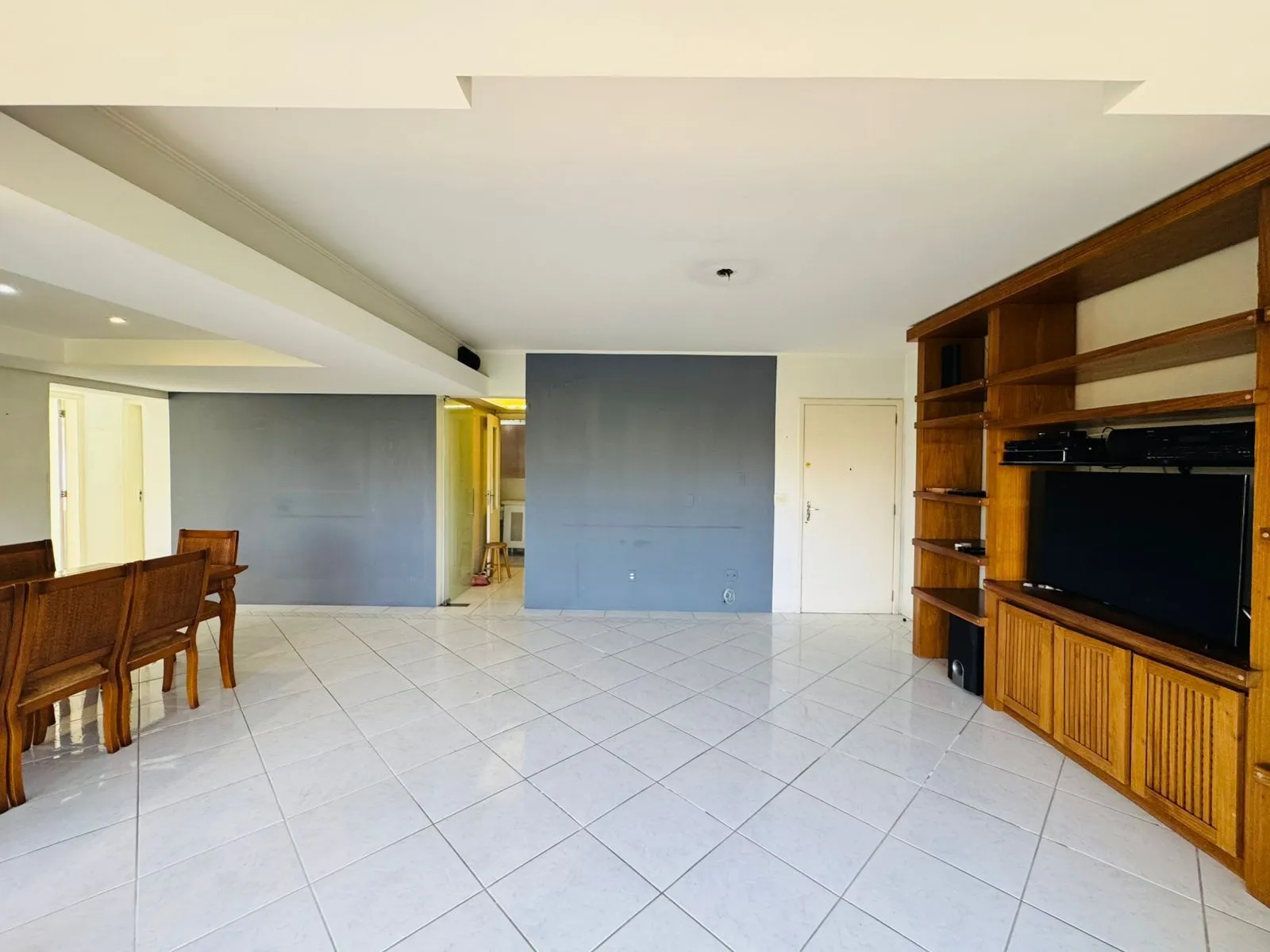 Imagem Apartamento 3 dormitórios com suíte e vaga coberta