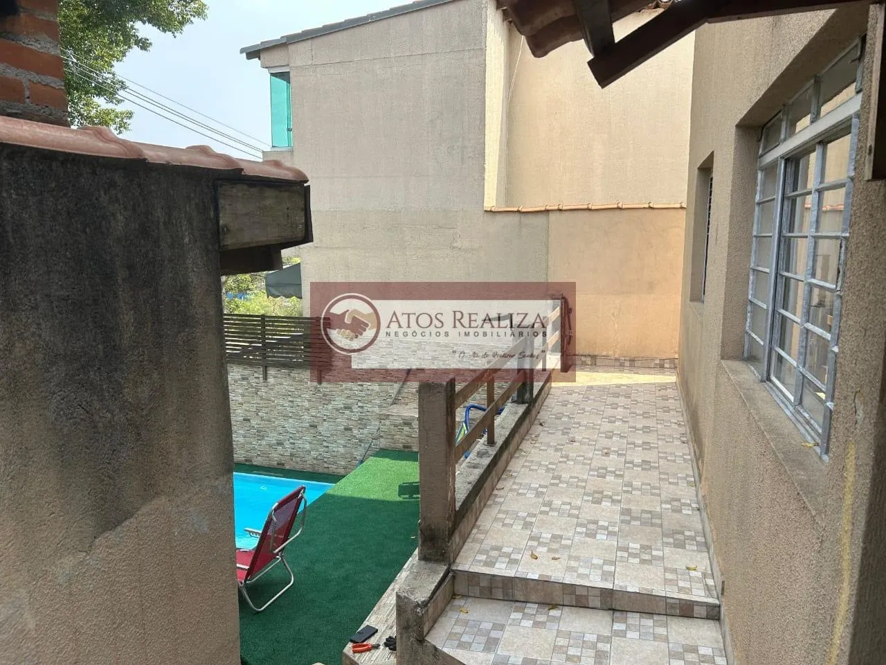 Imagem VENDO 2 SOBRADOS COM 5 DORMITÓRIOS, ESCRITÓRIO, ÁREA GOURMET, COZINHA COM ILHA CENTRAL E PLANEJADOS, AO LADO DO METRO JABAQUARA. TERRENO 300m2.