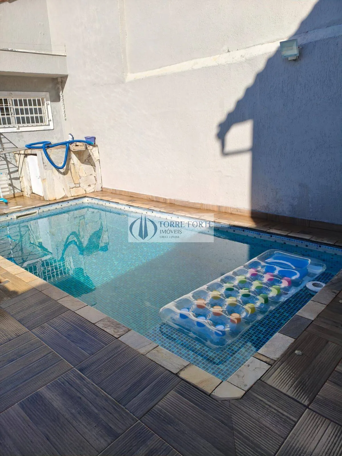 Imagem Casa Terrea com 3 dormitorios 2 suites 3 vagas, Piscina na Penha de França.