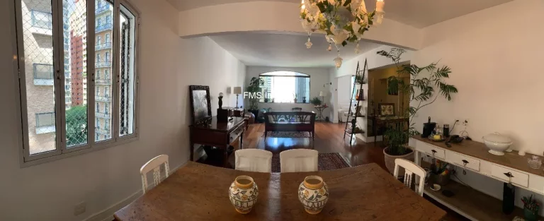 Imagem Imperdível oportunidade de adquirir apartamento de luxo no Itaim Bibi, São Paulo-SP: 3 quartos, 2 suítes, 4 banheiros, 2 vagas de garagem, 160m²!