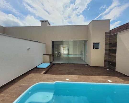 Imagem Casa com piscina em Guaratuba(Eliane) para venda, 200m do mar,