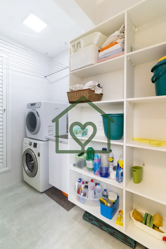 Imagem Encante-se por este apartamento garden de 171m² de área privativa, com móveis planejados de alta ...