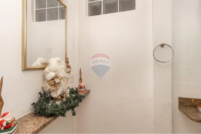Imagem Casa Térrea a Venda 200m² 3 Dormitórios 4 Vagas Edícula maravilhosa