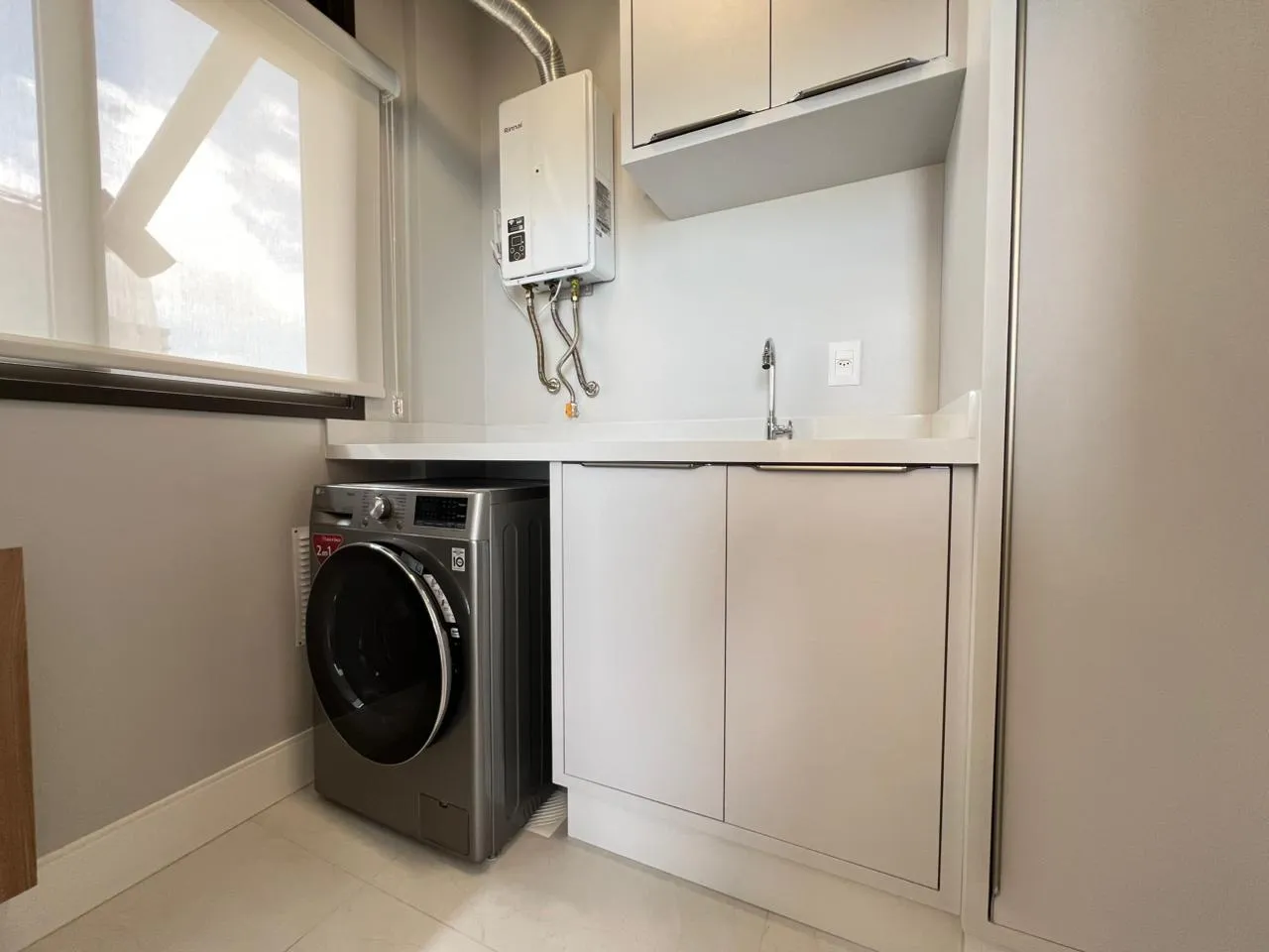 Imagem Apartamento com vista para o mar à venda com 120m2 por R$ 4.300.000,00