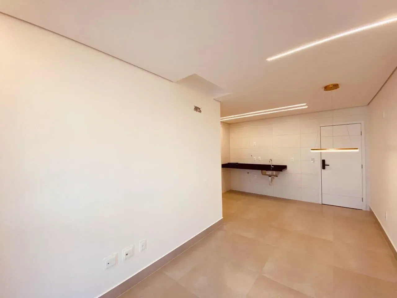 Imagem Apartamento com 2 Quartos à Venda ou Locação, 56 m² em Macuco - Santos