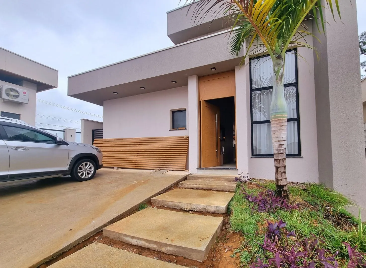 Imagem Casa à venda 3 Quartos, 1 Suite, 2 Vagas, 250M², Parque Lago Azul, Pindamonhangaba - SP | Vita Village - Pindamonhangaba