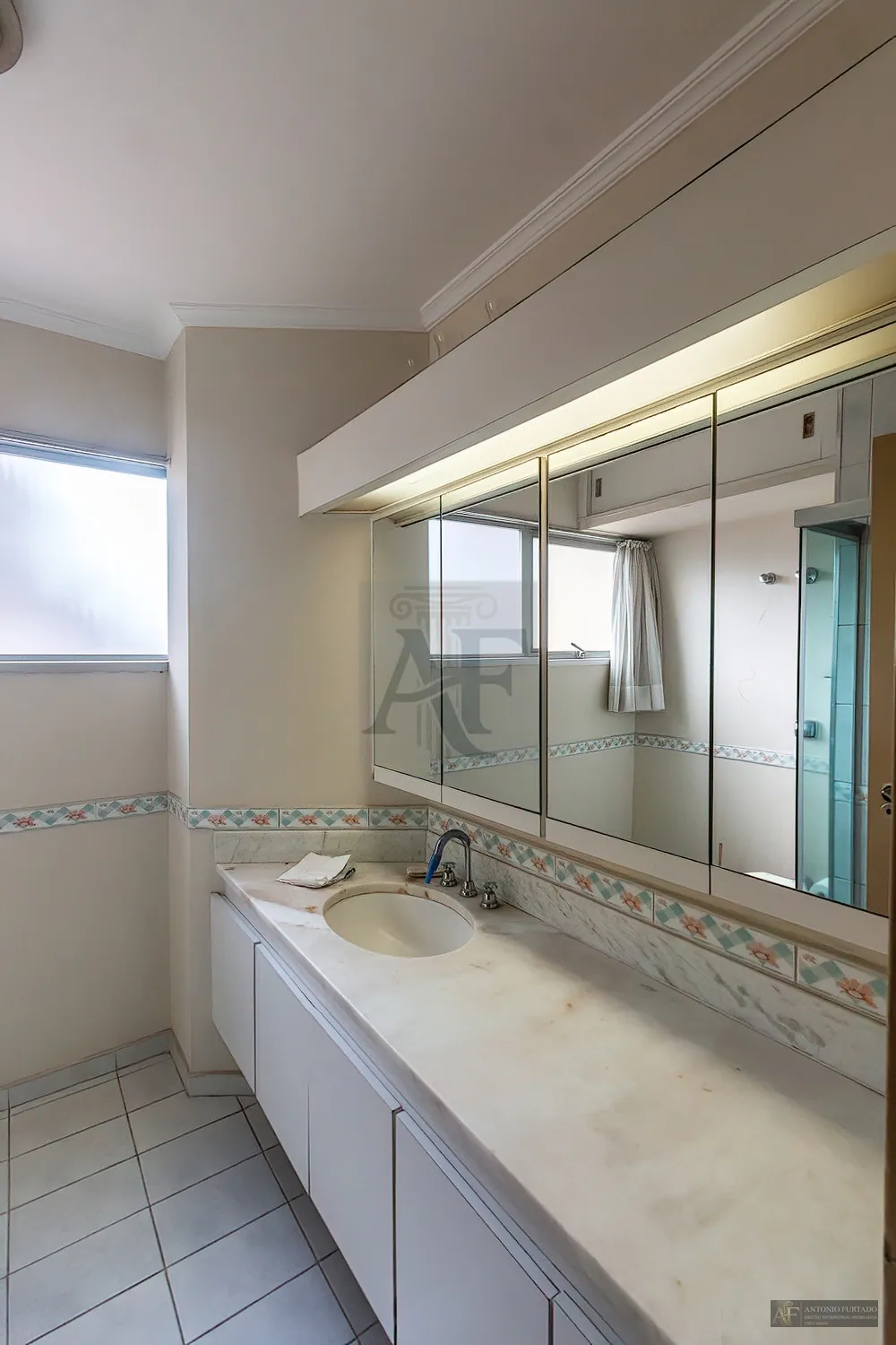 Imagem Apartamento à venda em Itaim Bibi, São Paulo