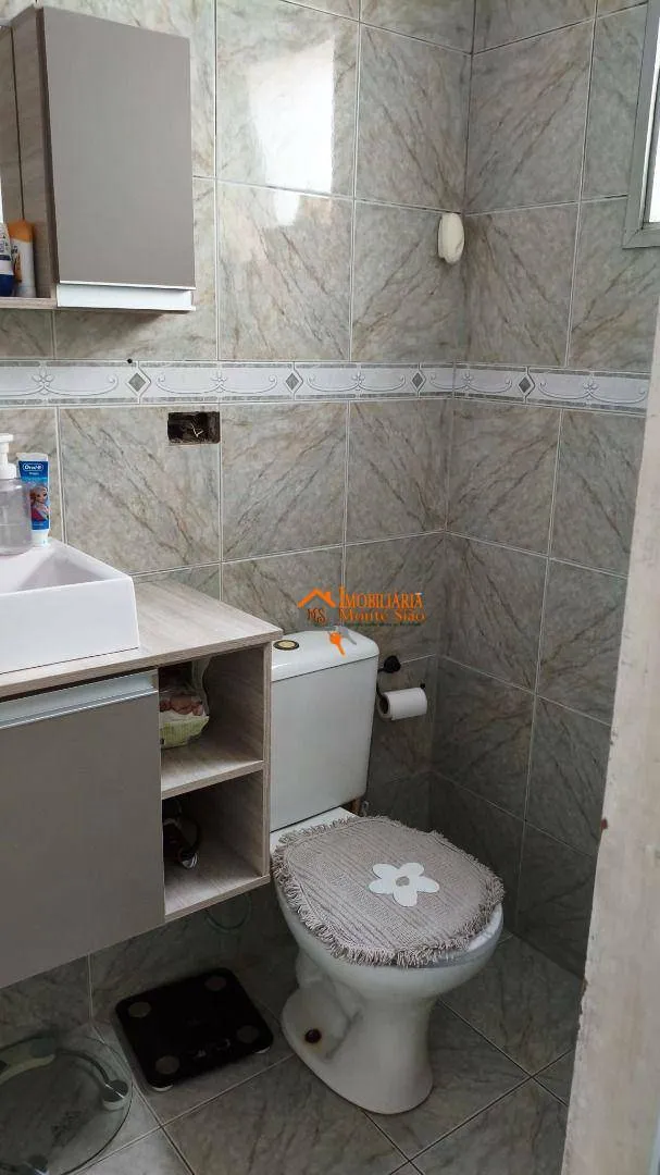 Imagem Apartamento com 2 dormitórios à venda, 55 m² por R$ 280.000,00 - Cocaia - Guarulhos/SP