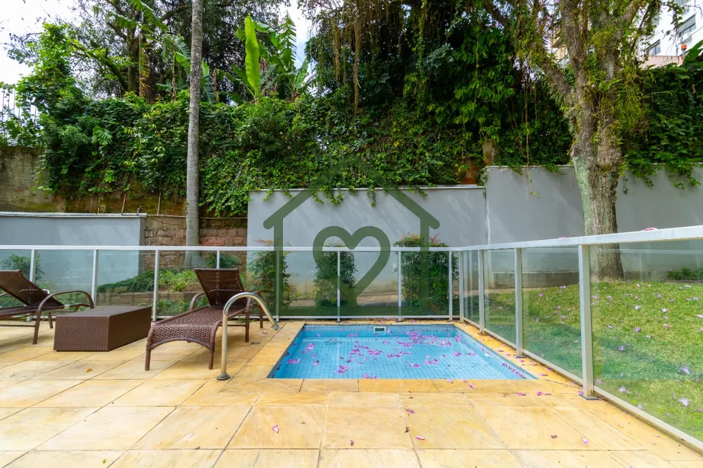 Imagem Exclusivo - Apartamento com Vista Deslumbrante no Petrópolis 
 
Encante-se com este maravilhoso apa...