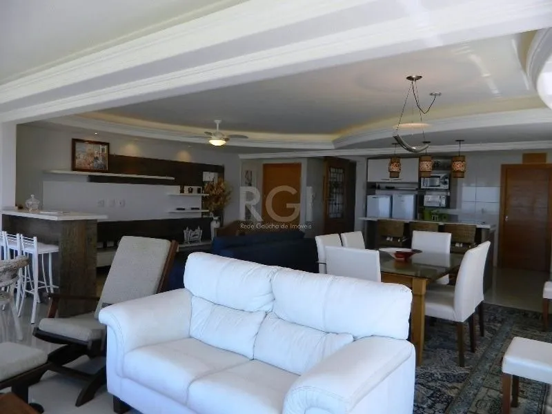 Imagem Apartamento para Venda - 190m², 4 dormitórios, sendo 4 suites, 2 vagas - Navegantes