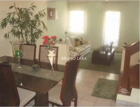 Imagem Casa à venda em Igarapé.