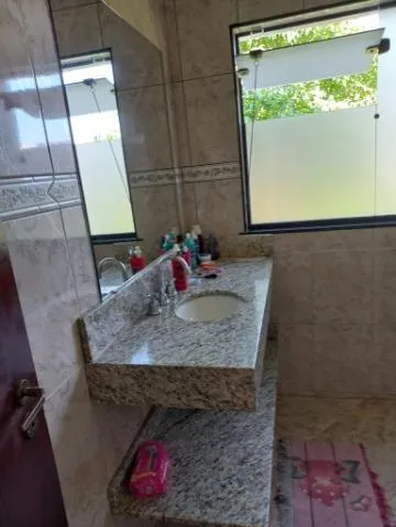 Imagem VENDA DE SOBRADO NO CONDOMÍNIO ECO PARK LAGOS, EM MOGI DAS CRUZES/SP, 397m² com 3 suítes, quintal com piscina, sauna e área gourmet. CONSULTE-NOS.