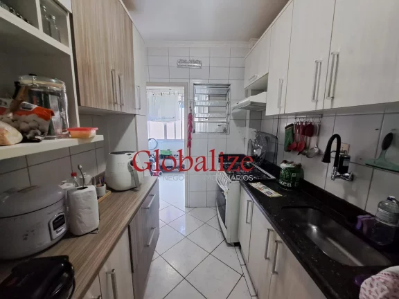 Imagem Apartamento á venda com 92m², 3 quartos, 2 banheiros, elevador, vaga por R$560.000,00 no Boqueirão em Santos
