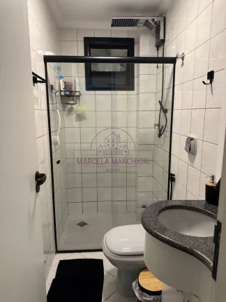 Imagem Apto 2 quartos, 2 banheiros, fechamento de varanda, armários cozinha,1 vaga