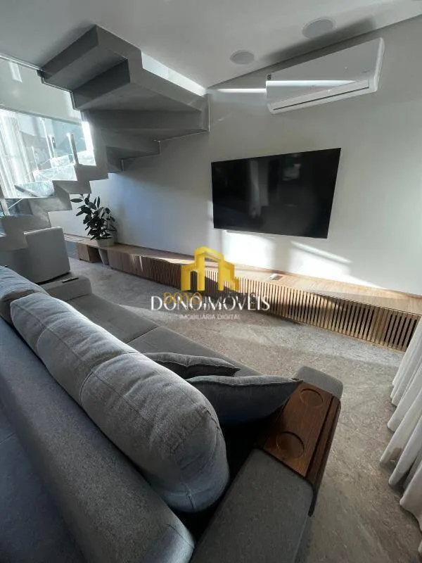 Imagem Casa alto padrão 4 suítes 4 vagas espaço gourmet completo Baeta Neves SBC