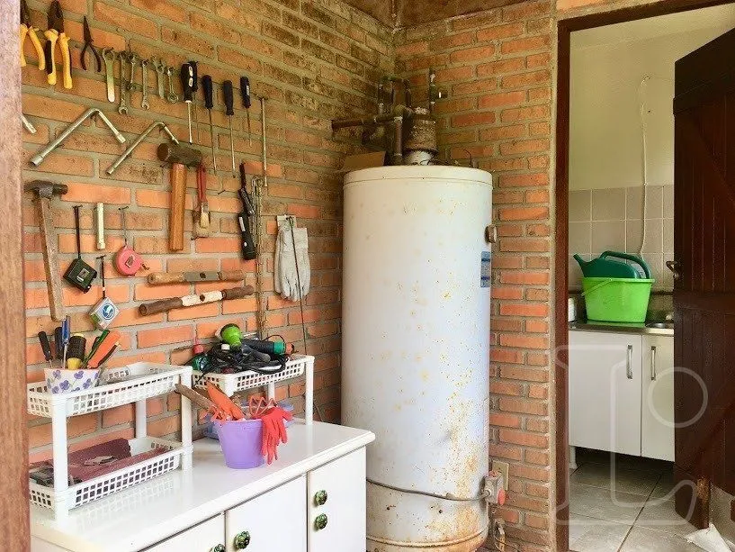 Imagem Casa para Venda - 570m², 3 dormitórios, sendo 1 suites, 2 vagas - Hípica