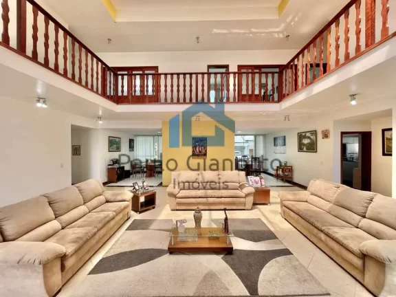 Imagem Casa de Luxo è Venda no Golf Village Granja Viana