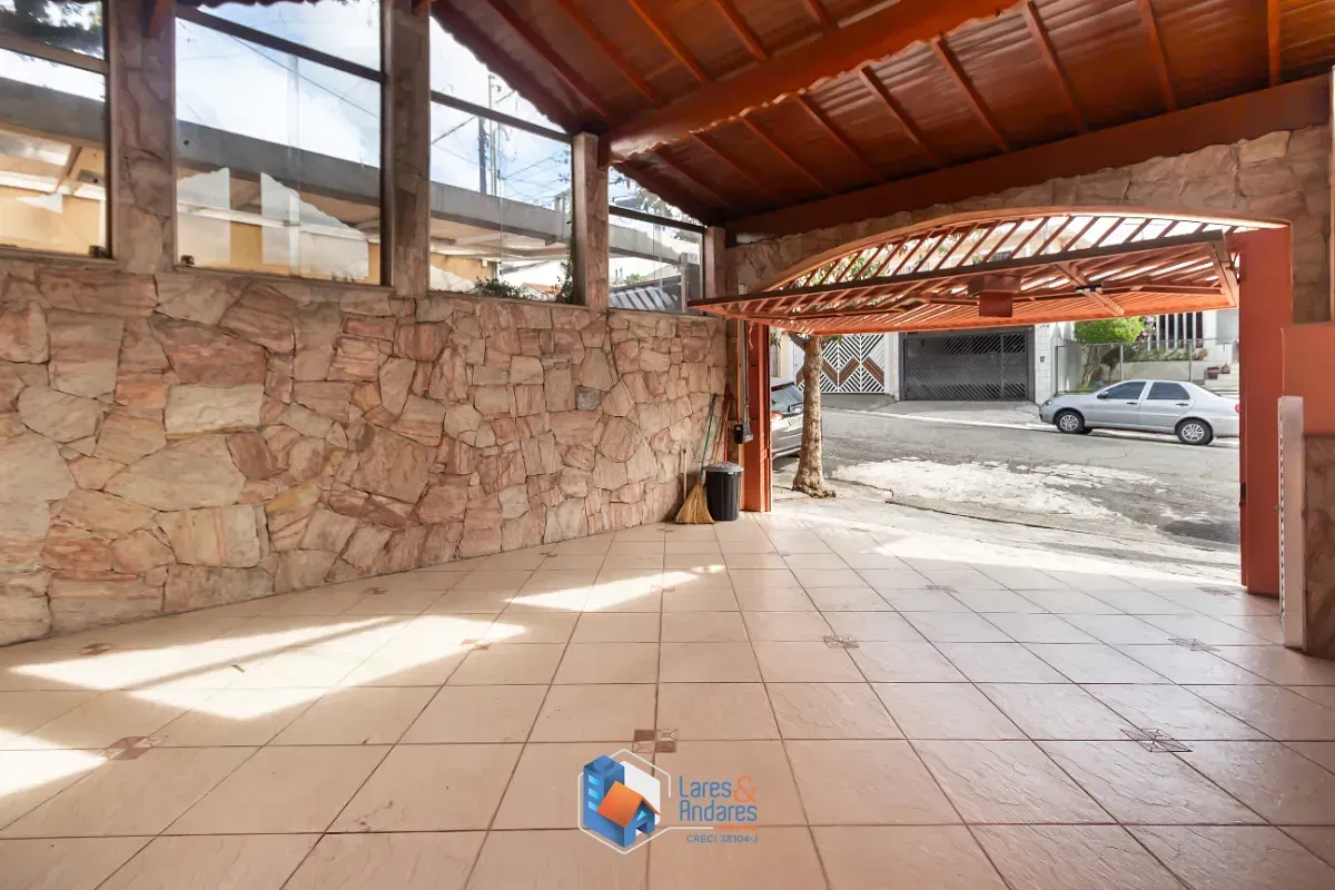 Imagem Casa para venda em Vila Marari com 3 quartos, sendo 1 suíte, 190m²