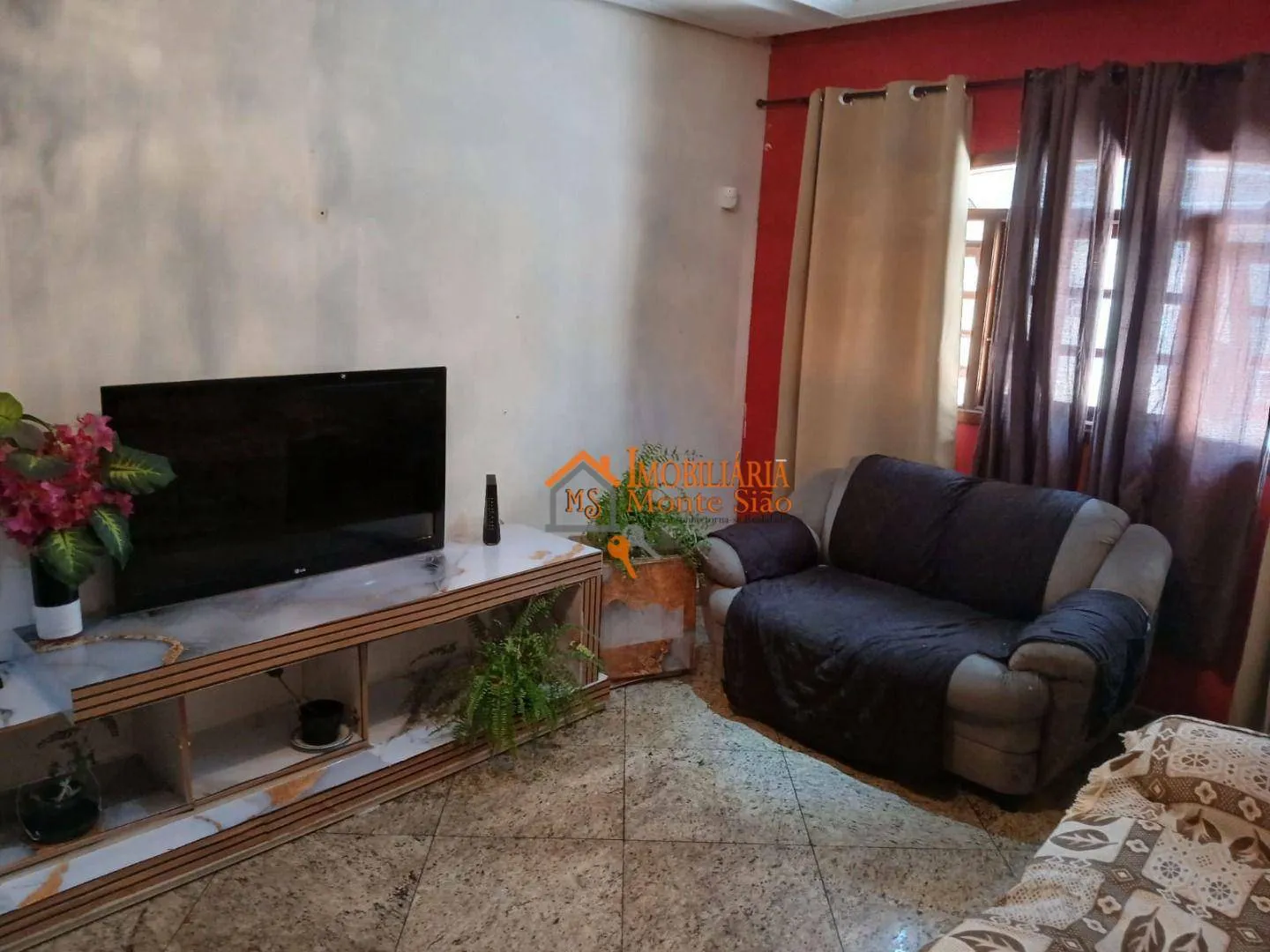 Imagem Sobrado com 4 dormitórios à venda, 300 m² por R$ 850.000,00 - Vila Augusta - Guarulhos/SP