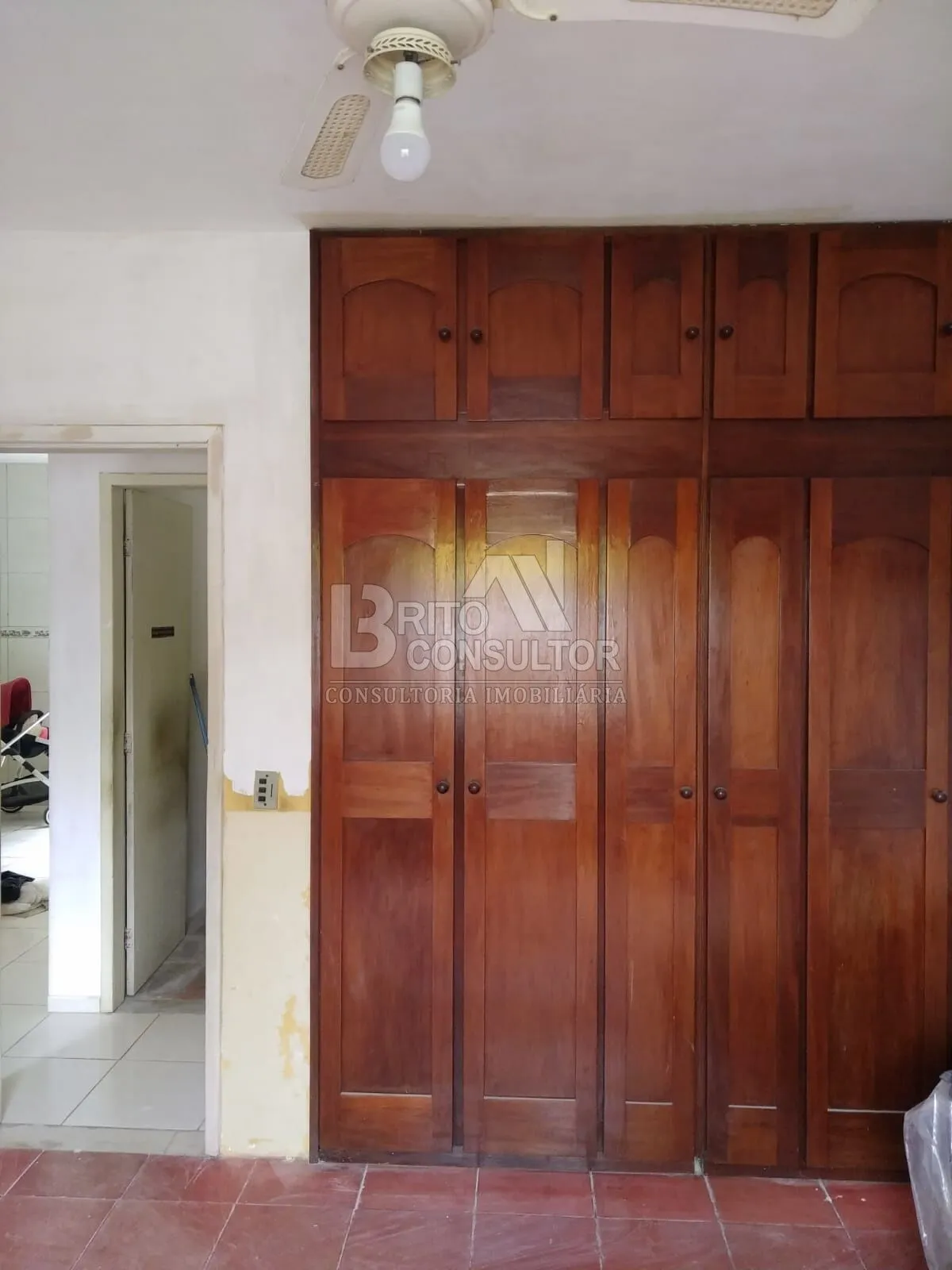 Imagem Vendo no Laranjal Casa 2 Qts, Varanda , Quintal, 3 Vagas 525 m² Boa Vista Laranjal - São Gonçalo/RJ.