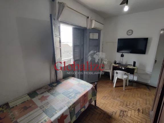 Imagem Apartamento à venda com 2 dormitórios e 1 vaga no bairro da Vila Mathias em Santos por R$ 290.000,00